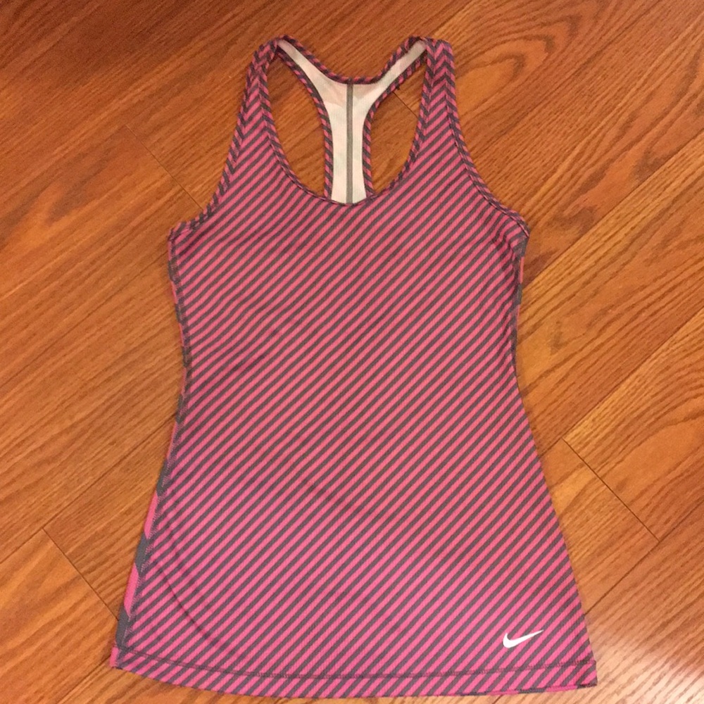 Nike dri fit workout top